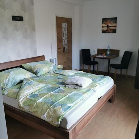 Homew4 - Tiny Apartment Hoheneich Esterno foto